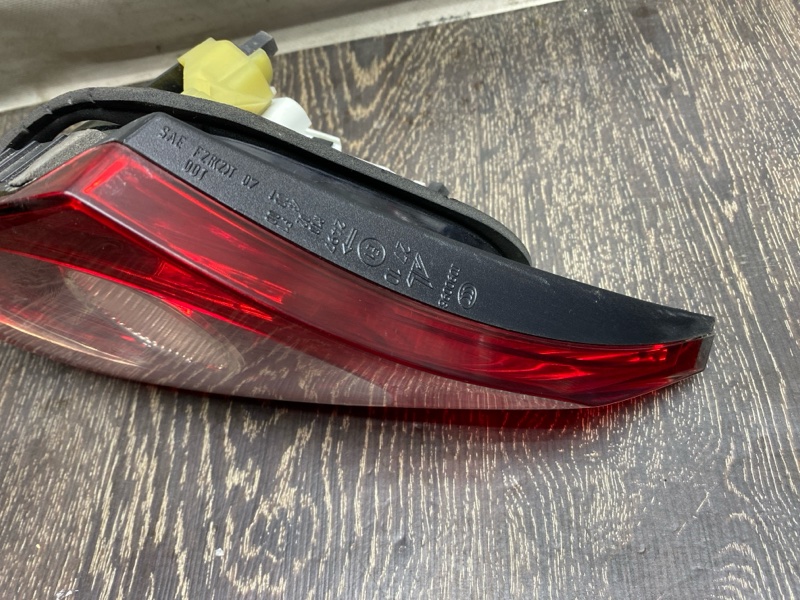 Фонарь внутренний задний левый PASSAT CC 08-12 2012 358 2.0 CBFA