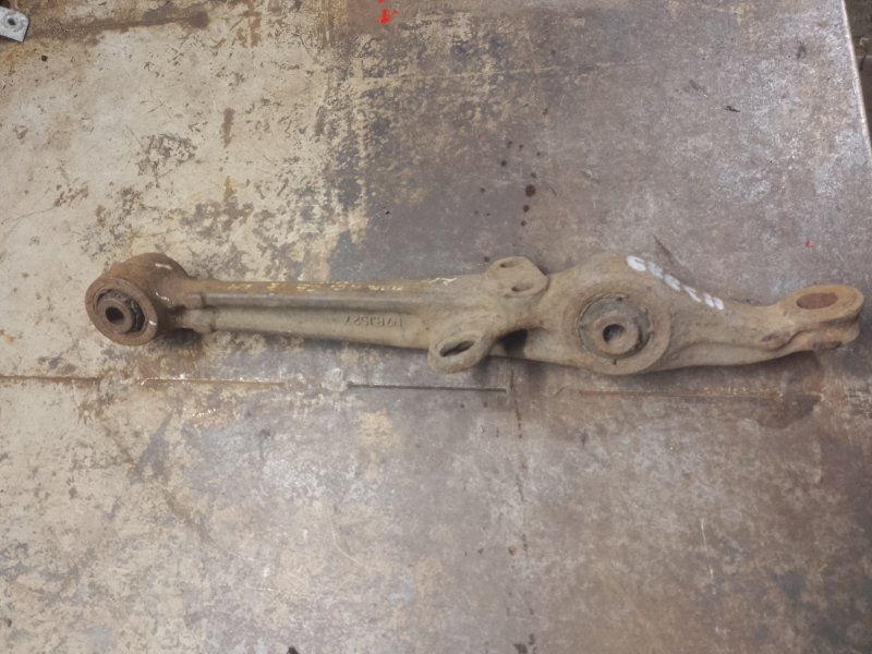 Рычаг передней подвески нижний передний правый ACCORD CE 95-98