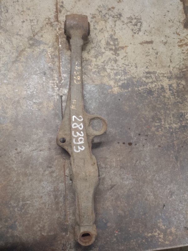 Рычаг передней подвески нижний передний правый HONDA ACCORD CE 95-98