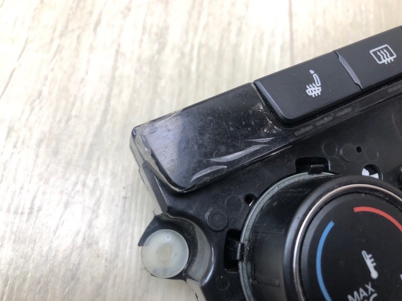 Блок управления печкой TIGUAN 08-17 2012 2.0 CCTA Блок управления печкой TIGUAN 08-17 2012 2.0 CCTA