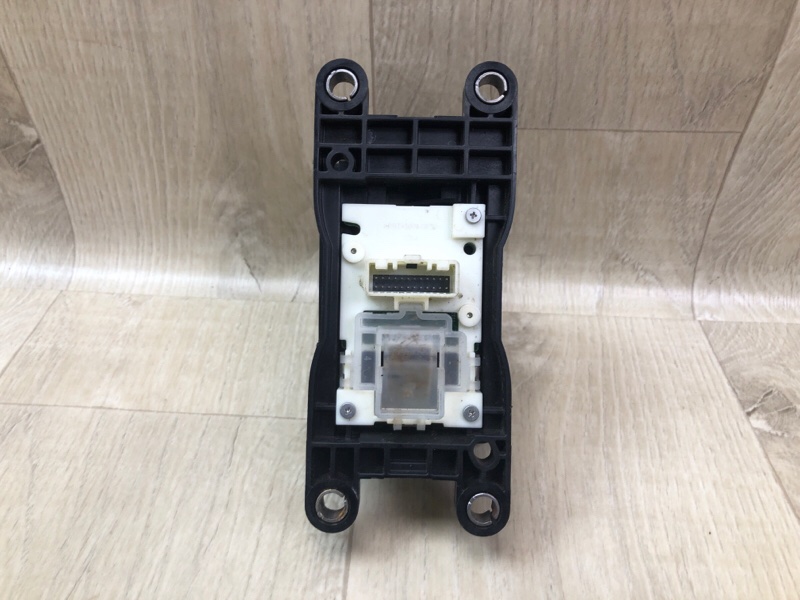 Кулиса АКПП X-TRAIL/ROGUE T33 20- 2021 2.5 PR25DD Кулиса АКПП X-TRAIL/ROGUE T33 20- 2021 2.5 PR25DD