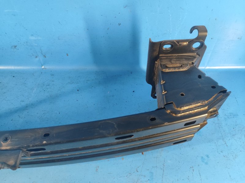 Усилитель переднего бампера X-TRAIL/ROGUE T33 20- 2021 2.5 PR25DD