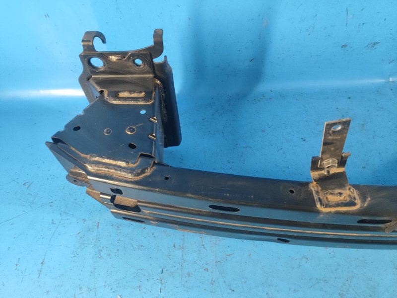 Усилитель переднего бампера NISSAN X-TRAIL/ROGUE T33 20- 2.5 PR25DD