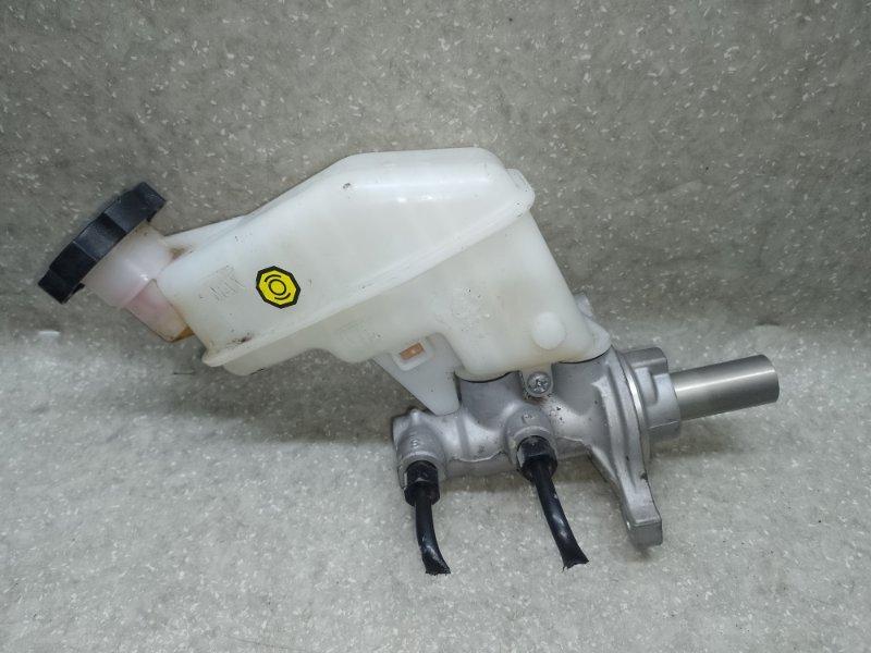 Запчасть главный тормозной цилиндр HYUNDAI ELANTRA MD 10-15 2015 1.8 G4NB 58510-3Y400 Б/У Главный тормозной цилиндр HYUNDAI ELANTRA MD 10-15 2015 1.8 G4NB 58510-3Y400 Б/У