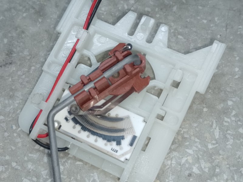 Датчик уровня топлива HYUNDAI ELANTRA MD 10-15 1.8 G4NB Датчик уровня топлива HYUNDAI ELANTRA MD 10-15 1.8 G4NB