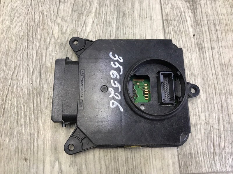 Запчасть блок розжига led LEXUS ES 18- 81016-33F10 Б/У Блок розжига LED LEXUS ES 18- 81016-33F10 Б/У