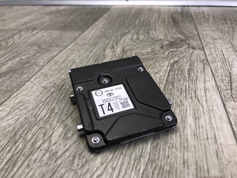 Камера переднего вида RAV4 18- Камера переднего вида RAV4 18-