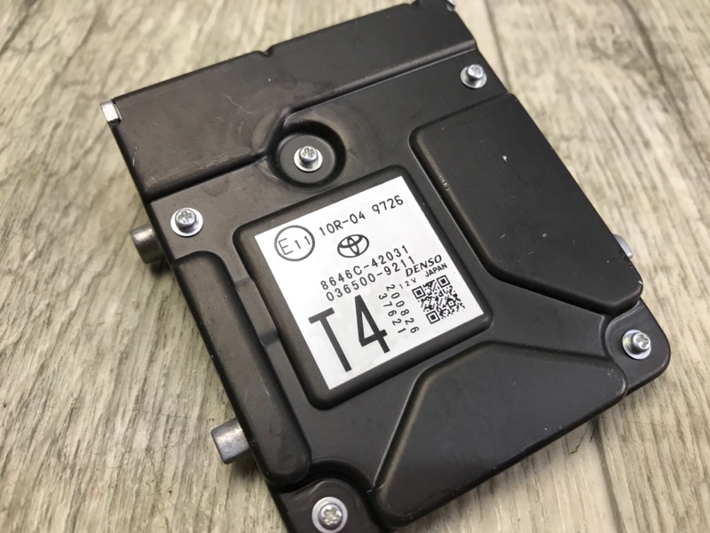 Камера переднего вида RAV4 18- Камера переднего вида RAV4 18-