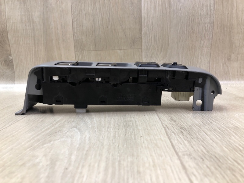 Блок управления стеклоподъемниками KIA SOUL PS 13-19 ELECTRIC