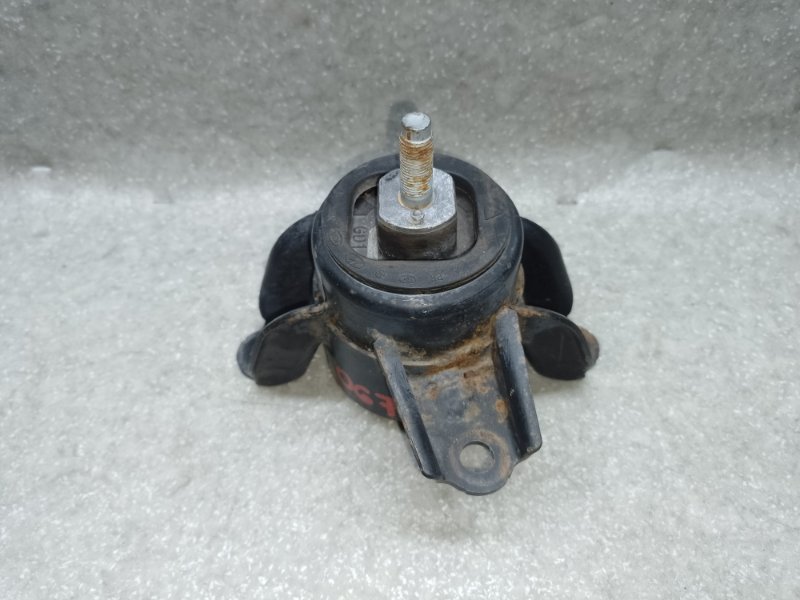 Подушка двигателя правая HYUNDAI ELANTRA MD 10-15 2015 1.8 G4NB 21810-A5000 Б/У