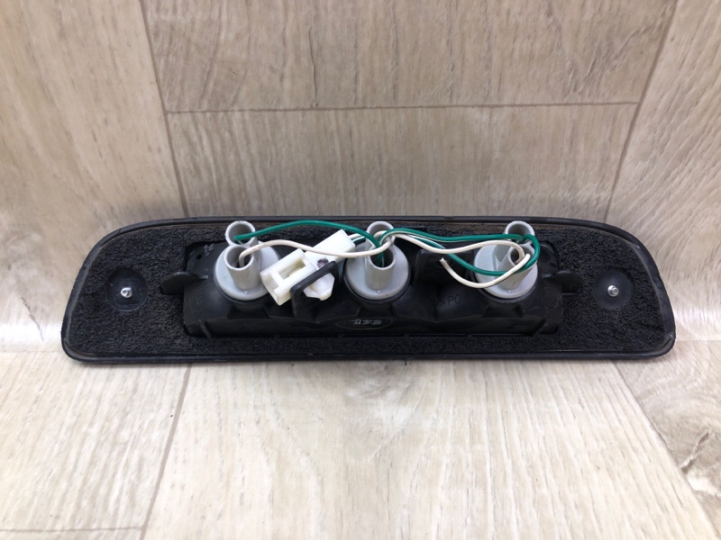 Стоп-сигнал дополнительный TOYOTA TACOMA 05-15 4.0 1GRFE