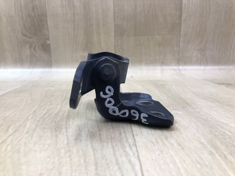 Петля двери нижняя передняя правая TOYOTA CAMRY 40 06-11 3.5 2GR-FE Петля двери нижняя передняя правая TOYOTA CAMRY 40 06-11 3.5 2GR-FE