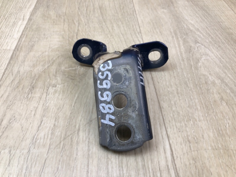 Петля двери верхняя передняя правая CAMRY 40 06-11 2007 3.5 2GR-FE