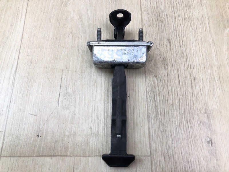 Ограничитель двери передний правый FORD FOCUS 10-18 2017 2.0 C20HDEX CP9Z-5823500-A Б/У