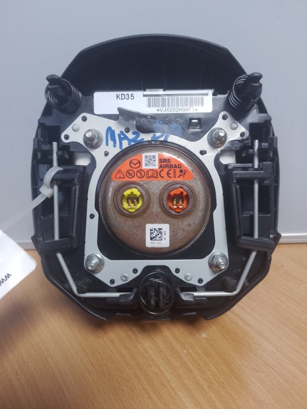 Подушка безопасности в руль MAZDA CX-5 (KE) 11-17 Внедорожник 2.0 Подушка безопасности в руль MAZDA CX-5 (KE) 11-17 Внедорожник 2.0