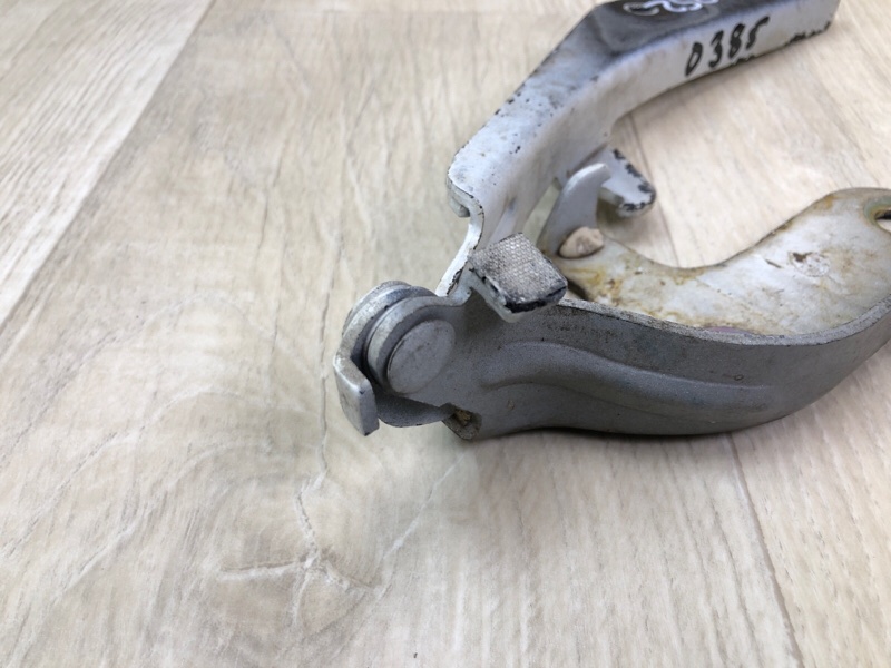 Петля капота правая FX S50 03-08 2006 VK45DE