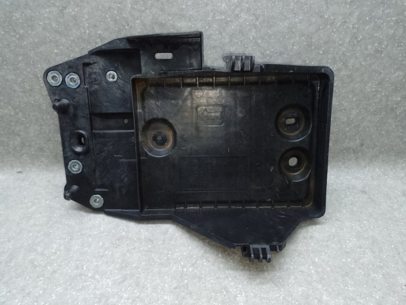 Полка аккумулятора CX-5 (KE) 11-17