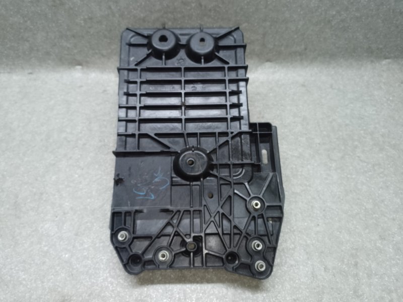 Полка аккумулятора CX-5 (KE) 11-17