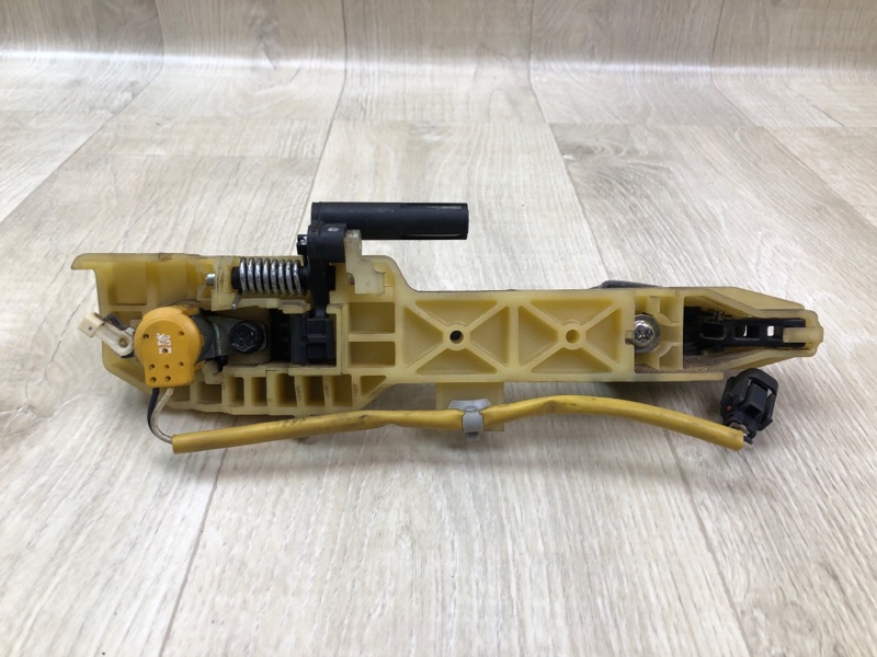 Ручка двери наружная передняя левая HYUNDAI ACCENT RB 10- 1.6 G4FD