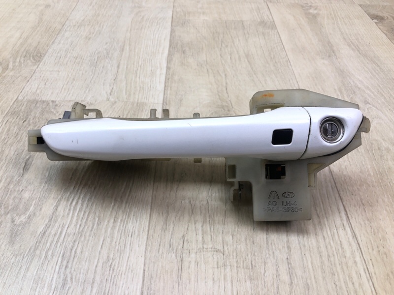 Ручка двери наружная передняя левая HYUNDAI ELANTRA AD 16- 2016 2.0 G4NH 82651-F2200 Б/У