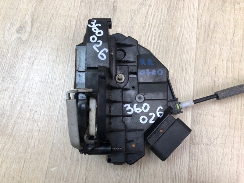 Замок двери задний правый FOCUS 10-18 2014 2.0 C20HDEX