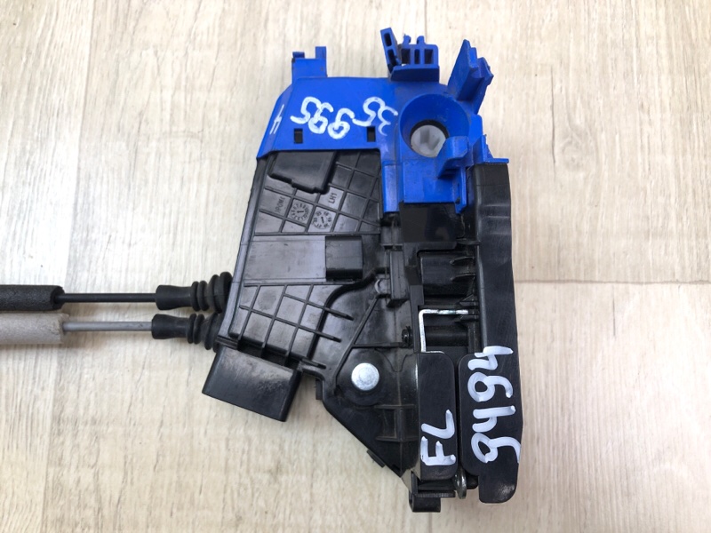 Замок двери передний левый ELANTRA AD 16- 2016 2.0 G4NH