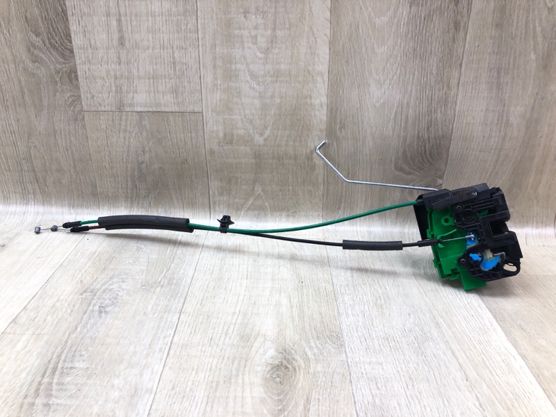 Замок двери передний правый HYUNDAI ACCENT RB 10- 2013 1.6 G4FD 81320-1R140 Б/У