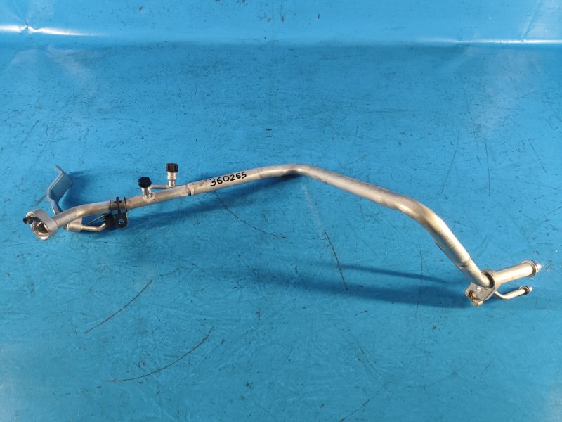 Запчасть трубка кондиционера NISSAN X-TRAIL/ROGUE T33 20- 2021 2.5 PR25DD 924466RC0C Б/У Трубка кондиционера NISSAN X-TRAIL/ROGUE T33 20- 2021 2.5 PR25DD 924466RC0C Б/У