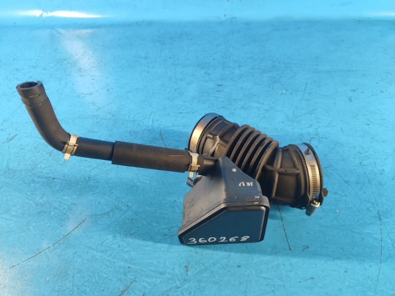 Запчасть патрубок впускной системы NISSAN X-TRAIL/ROGUE T33 20- 2021 2.5 PR25DD 165766RA0A Б/У Патрубок впускной системы NISSAN X-TRAIL/ROGUE T33 20- 2021 2.5 PR25DD 165766RA0A Б/У