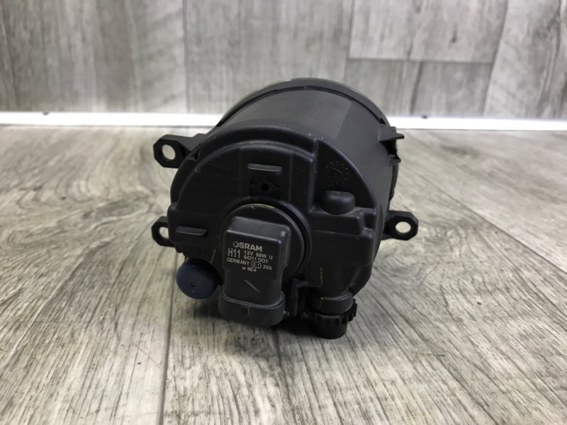 Противотуманная фара левая CAMRY 40 06-11 Противотуманная фара левая CAMRY 40 06-11