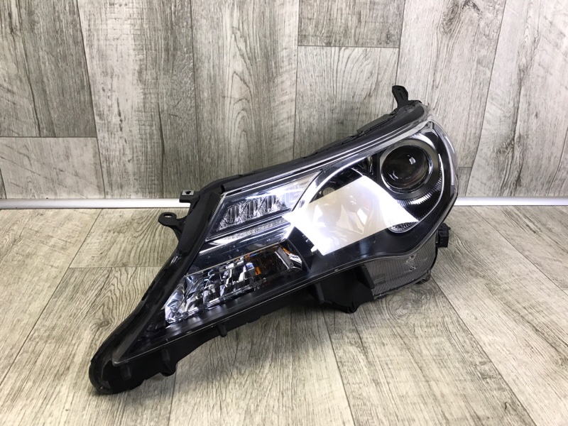 Фара левая RAV4 13-19 Фара левая RAV4 13-19