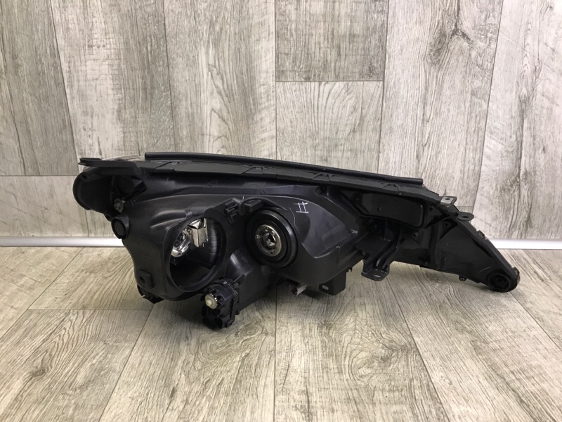 Фара левая RAV4 13-19 Фара левая RAV4 13-19