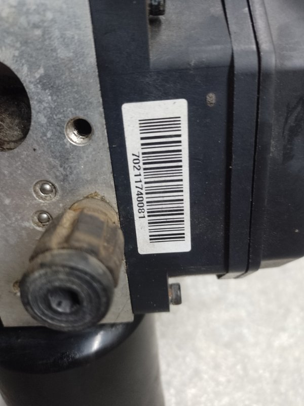 Блок ABS SONATA YF 10-14 2011 2.4 G4KK Блок ABS SONATA YF 10-14 2011 2.4 G4KK