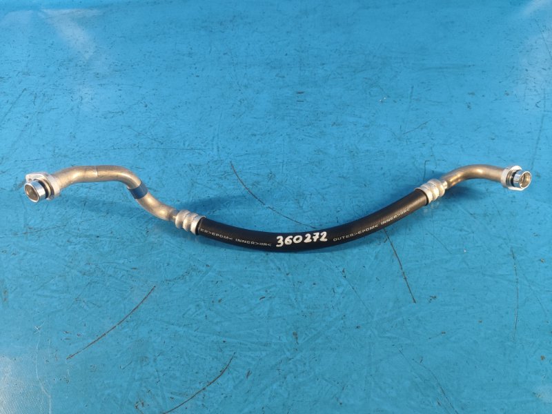 Запчасть трубка кондиционера NISSAN X-TRAIL/ROGUE T33 20- 2021 2.5 PR25DD 924806RA3A Б/У Трубка кондиционера NISSAN X-TRAIL/ROGUE T33 20- 2021 2.5 PR25DD 924806RA3A Б/У