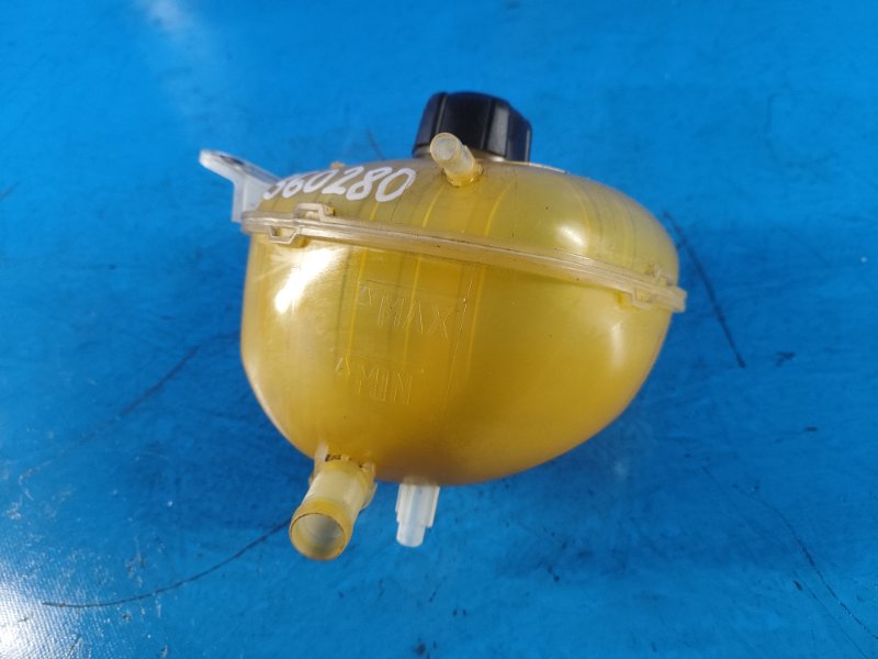 Бачок расширительный X-TRAIL/ROGUE T33 20- 2021 2.5 PR25DD