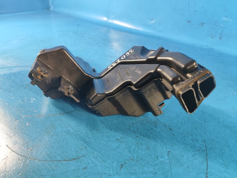 Резонатор воздушного фильтра X-TRAIL/ROGUE T33 20- 2021 2.5 PR25DD