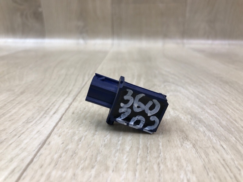 Датчик удара передний ELANTRA MD 10-15 MD Датчик удара передний ELANTRA MD 10-15 MD