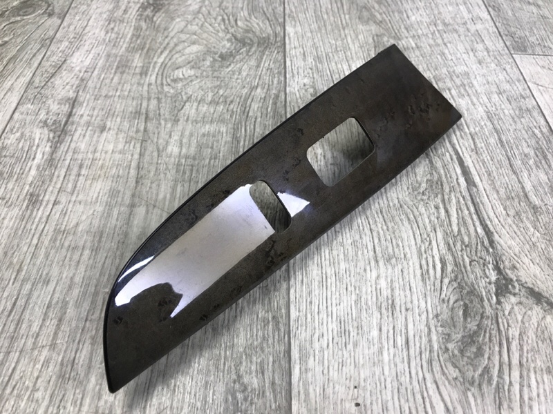 Накладка кнопок стеклоподъемника передняя правая IS250/350 05-13 2010 Седан 2.5