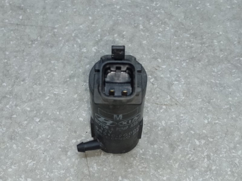Насос омывателя стекла передний SONATA YF 10-14 2011 2.4 G4KK Насос омывателя стекла передний SONATA YF 10-14 2011 2.4 G4KK