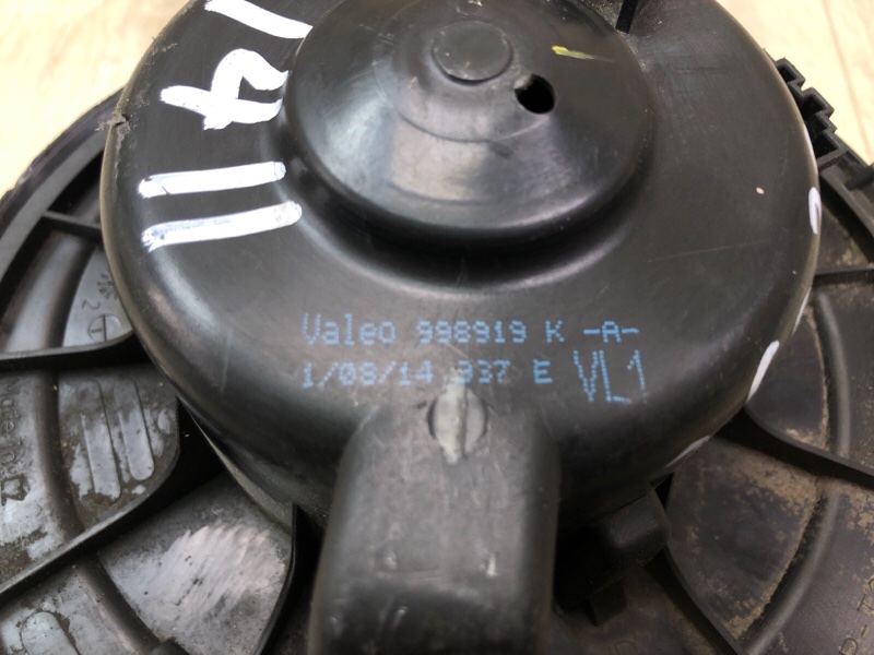 Моторчик печки JETTA USA 10-17 2.5 Моторчик печки JETTA USA 10-17 2.5