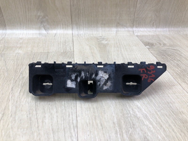 Кронштейн переднего бампера (на крыле) правый NISSAN PATHFINDER R52 12-21 2013 3.5 VQ35DE 622263KA1A Б/У