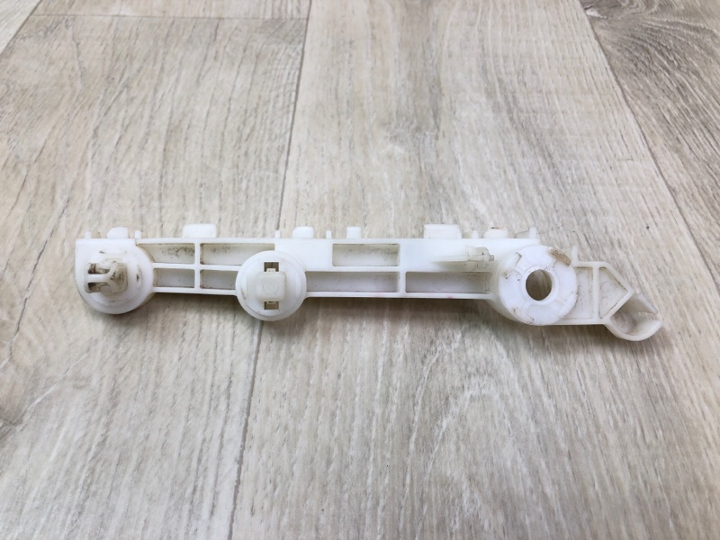 Кронштейн переднего бампера (на крыле) левый OUTLANDER GF 12- 2013 2.4 4J12 Кронштейн переднего бампера (на крыле) левый OUTLANDER GF 12- 2013 2.4 4J12