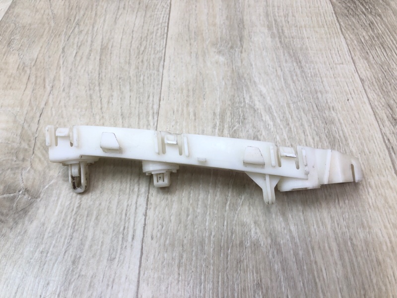 Кронштейн переднего бампера (на крыле) левый MITSUBISHI OUTLANDER GF 12- 2.4 4J12 Кронштейн переднего бампера (на крыле) левый MITSUBISHI OUTLANDER GF 12- 2.4 4J12