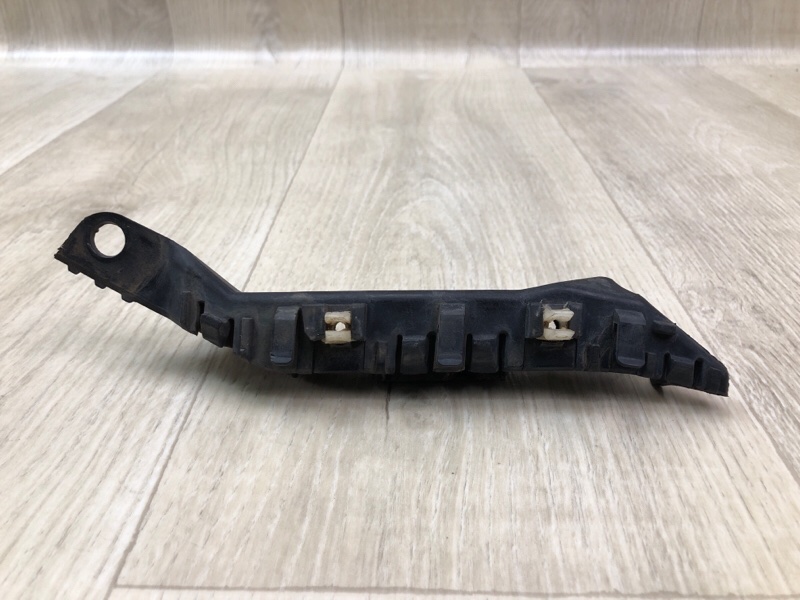 Кронштейн переднего бампера (на крыле) правый ELANTRA MD 10-15 2014 1.8 G4NB