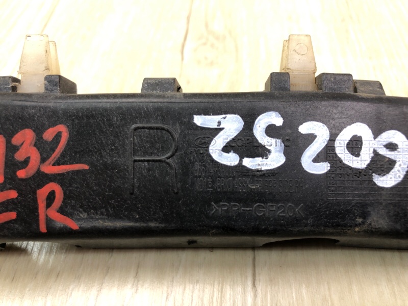 Кронштейн переднего бампера (на крыле) правый ELANTRA MD 10-15 2014 1.8 G4NB