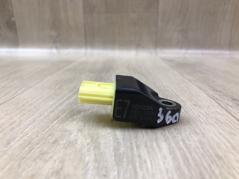 Датчик удара SIENNA 11-16 2014 3.5 2GR-FE Датчик удара SIENNA 11-16 2014 3.5 2GR-FE