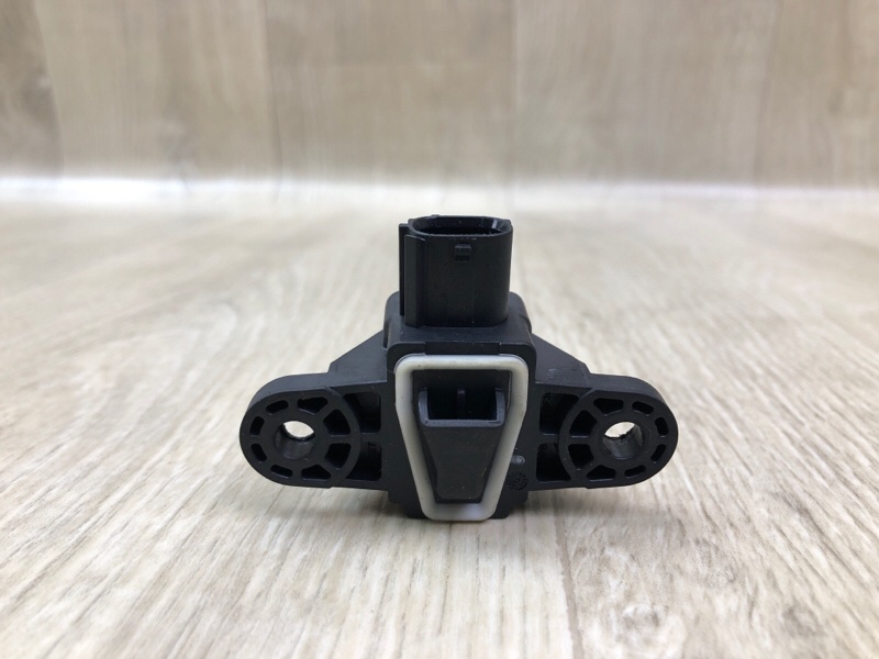 Датчик удара передний RIO FB 17- 2019 1.6 G4FM Датчик удара передний RIO FB 17- 2019 1.6 G4FM