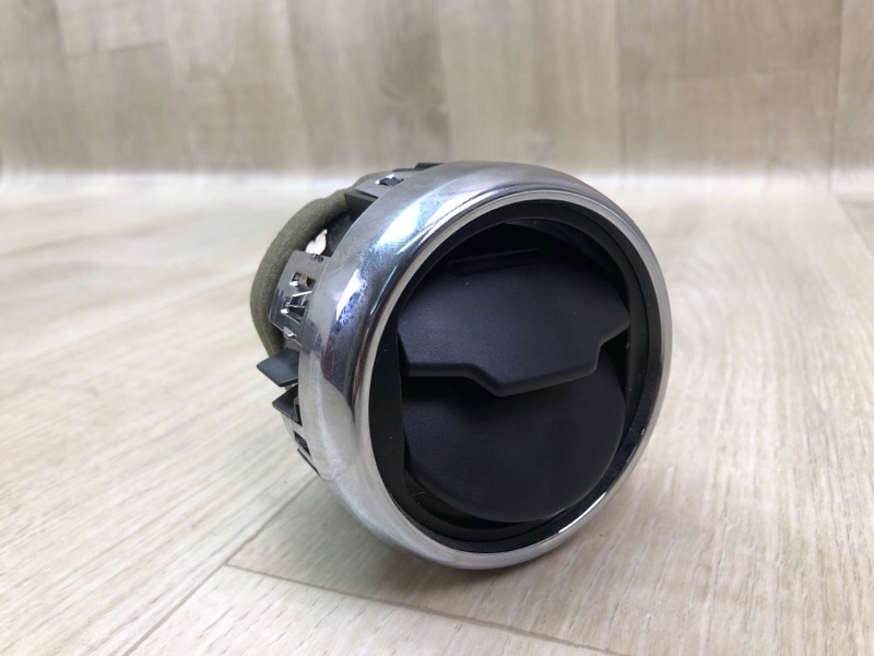 Дефлектор воздушный FORD MUSTANG 15- 2017 Кабриолет 3.7 C37PDED FR3Z-19893-AE Б/У