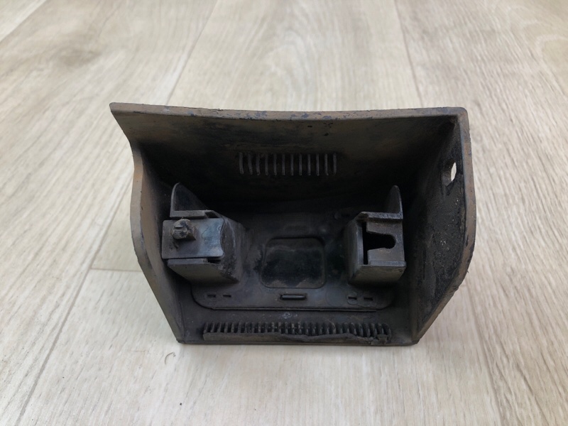 Накладка крыла передняя правая PATHFINDER R52 12-21 2013 3.5 VQ35DE Накладка крыла передняя правая PATHFINDER R52 12-21 2013 3.5 VQ35DE