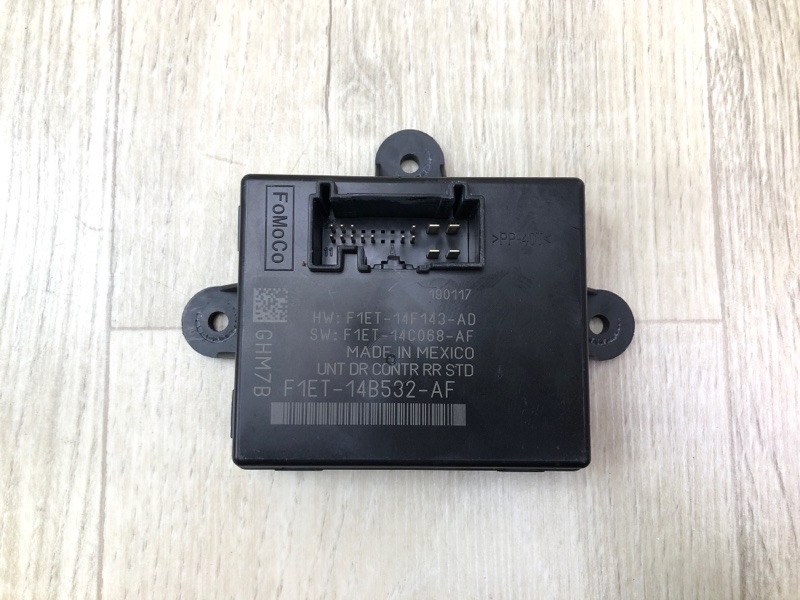 Запчасть блок управления дверей задний левый FORD FOCUS 10-18 2017 2.0 C20HDEX F1EZ-14B291-T Б/У Блок управления дверей задний левый FORD FOCUS 10-18 2017 2.0 C20HDEX F1EZ-14B291-T Б/У